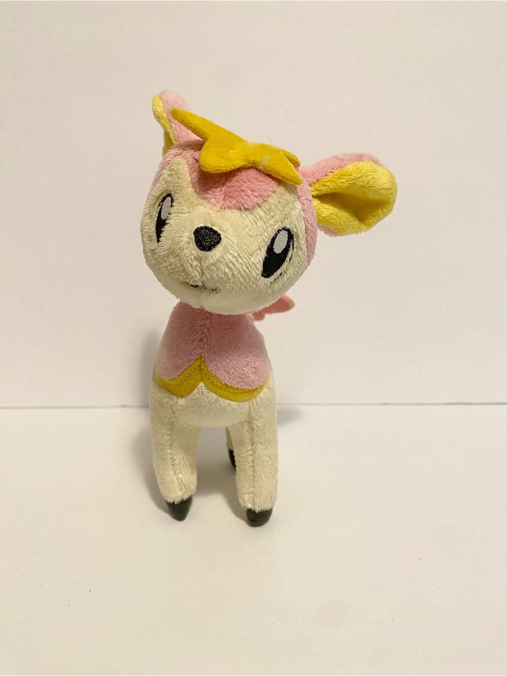 Pokemon Deerling Spring Pink 2011 Jakks Pacific 6” Plush Stuffed Character Toy